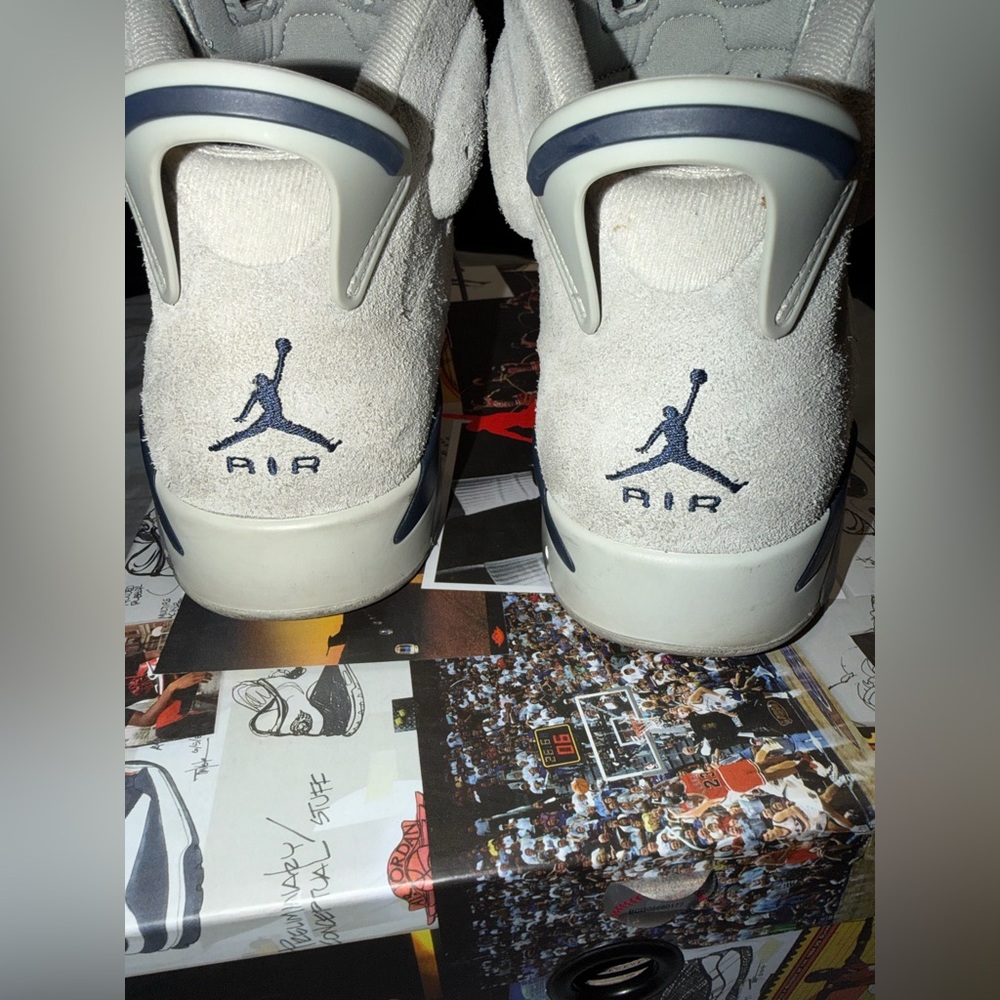 Men’s Air Jordan Retro 6 ‘Georgetown’ Gray & Navy Blue Sneakers - Picture 2 of 8